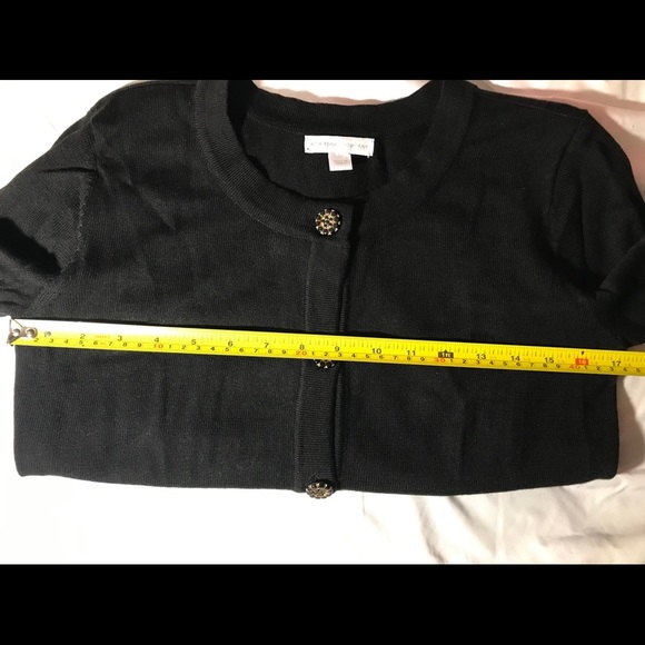New York & Co. black short sleeve button up XS   E - Picture 4 of 4